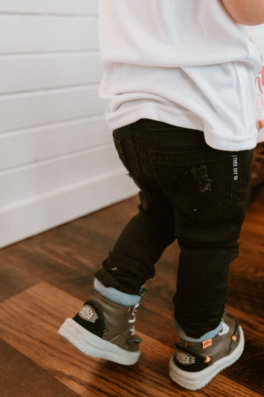 Black Distressed Jeans