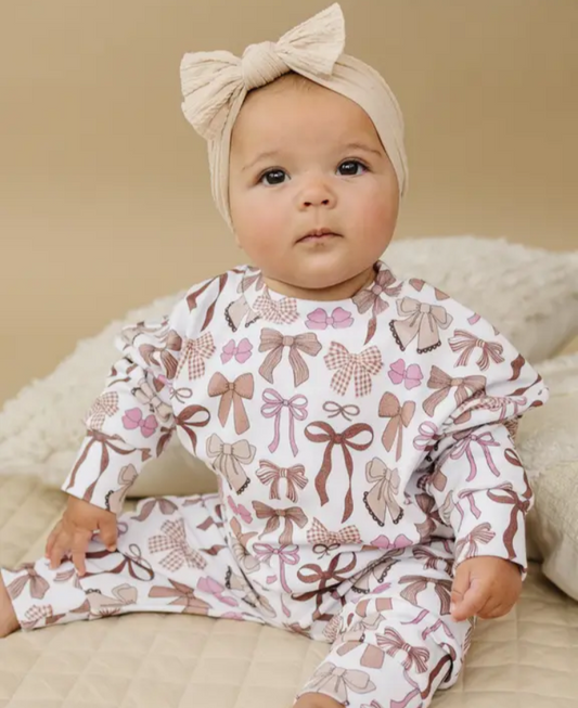 Bows Outfit